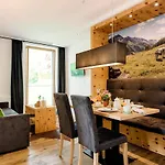 Sedona Hotel Fiss