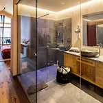 Hotel Sedona Fiss