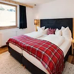 Sedona Hotel